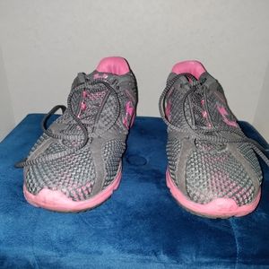 Under Armour Run Shoes